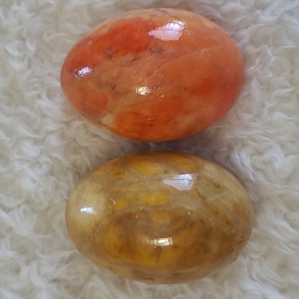 Marble Eggs Alabaster 4pc Stone Hand Crafted Vintage with Victorian Style Stands - Picture 3 of 8